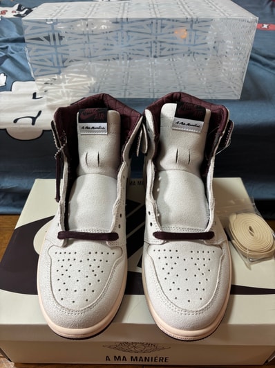 A Ma Maniere × Nike Air Jordan 1 Retro High OG "Sail and Burgundy"