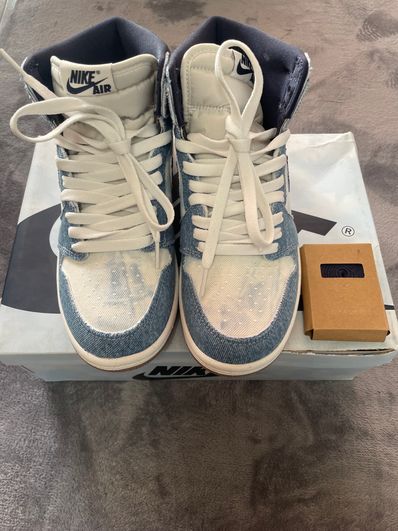 Nike Air Jordan 1 Retro High OG "Denim"