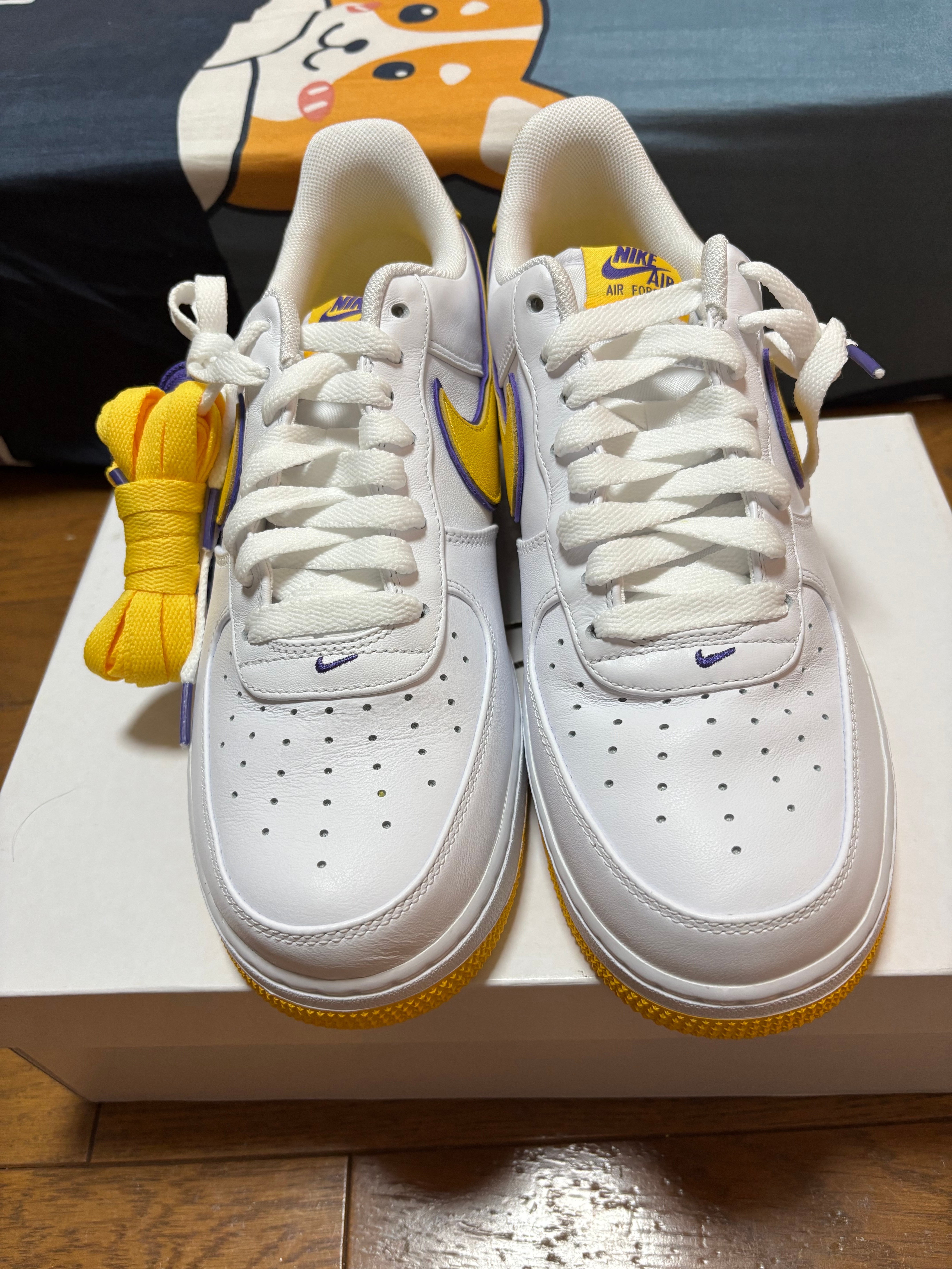 Kobe Bryant × Nike Air Force 1 Low Retro QS "Varsity Maize and Varsity Purple"