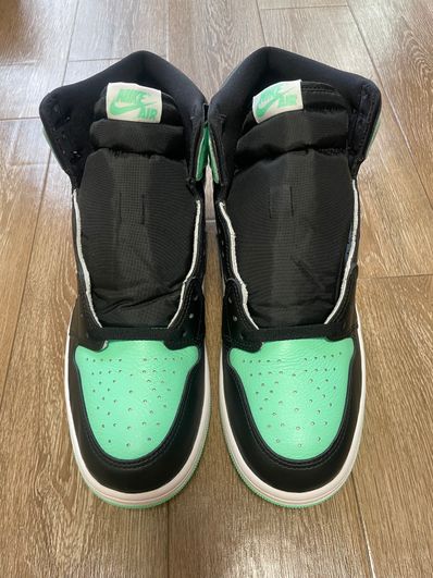 Nike Air Jordan 1 High OG "Green Glow"
