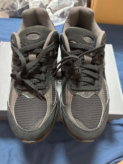 New Balance 2002R "Triple Black"