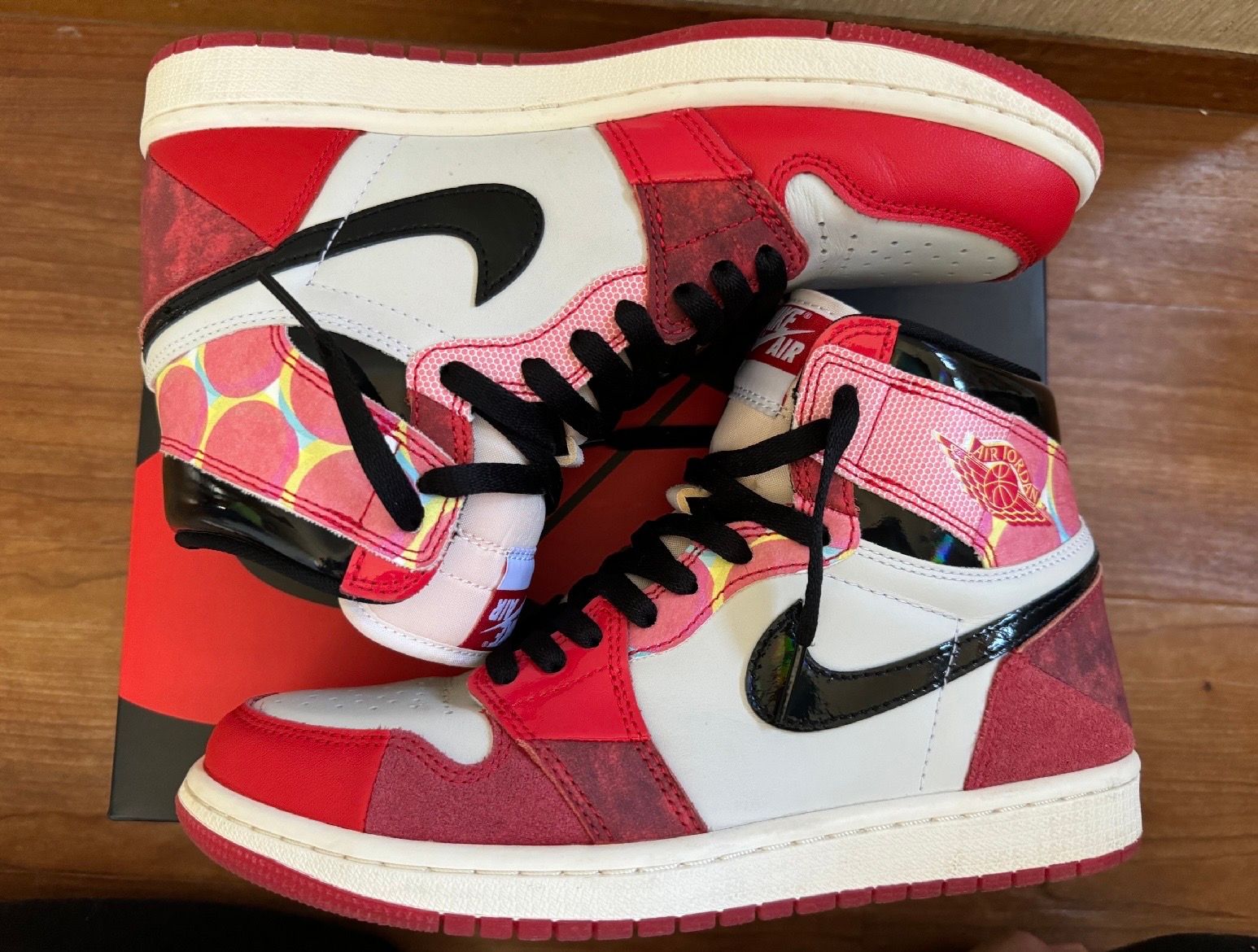 Spider-Man × Nike Air Jordan 1 Retro High OG SP "Spider-Man: Across the Spider-Verse/University Red"