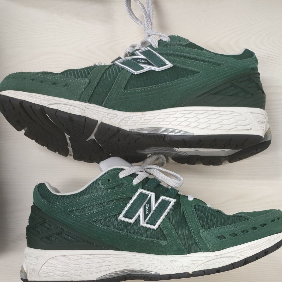 New Balance 1906R "Nightwatch Green"
