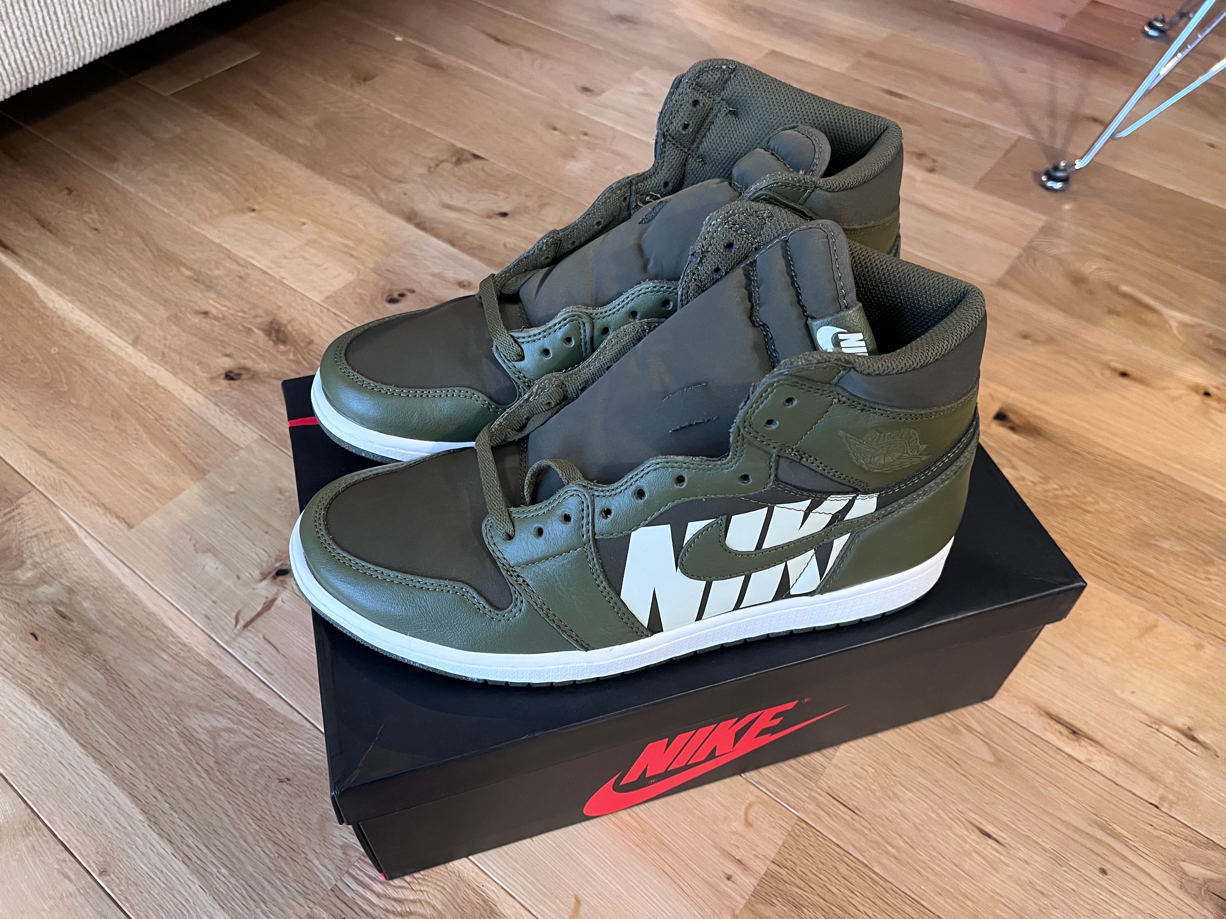 Nike Air Jordan 1 Retro High "Olive Canvas"