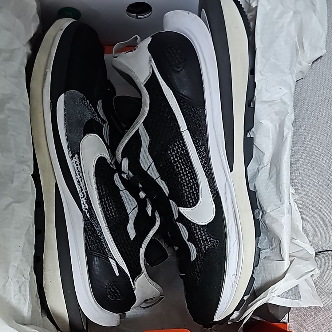 sacai × Nike Vapor Waffle "Black and White"