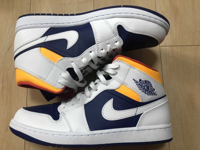 NIKE AIR JORDAN 1 MID "WHITE/NAVY/YELLOW"