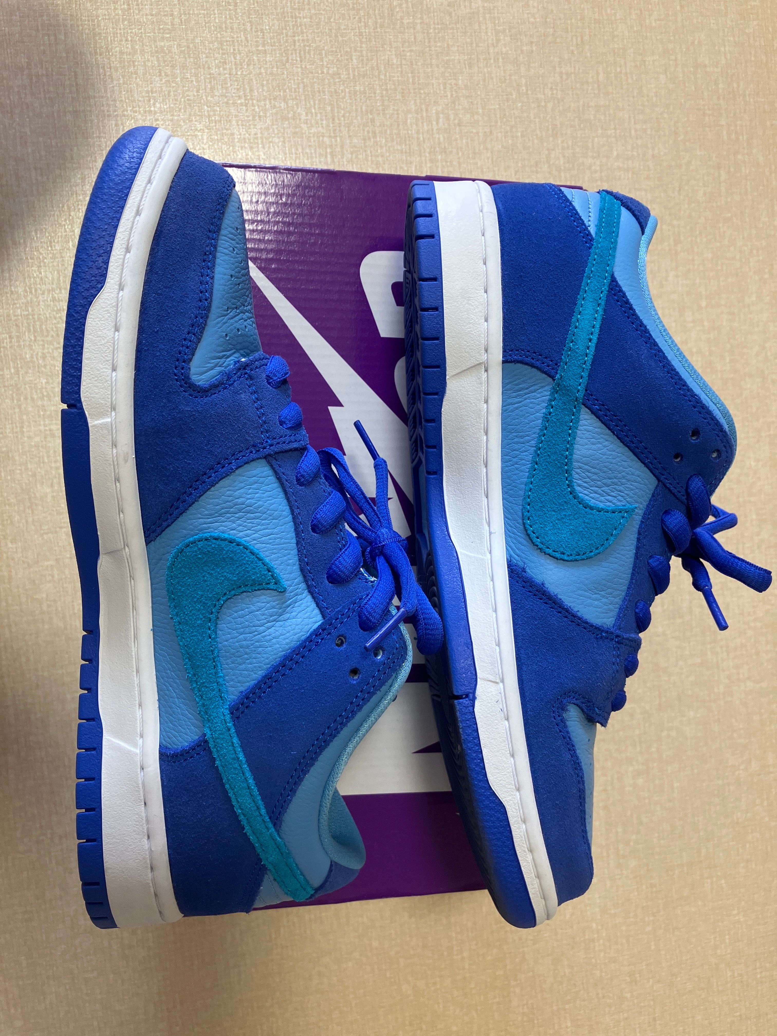 Nike SB Dunk Low "Blue Raspberry"