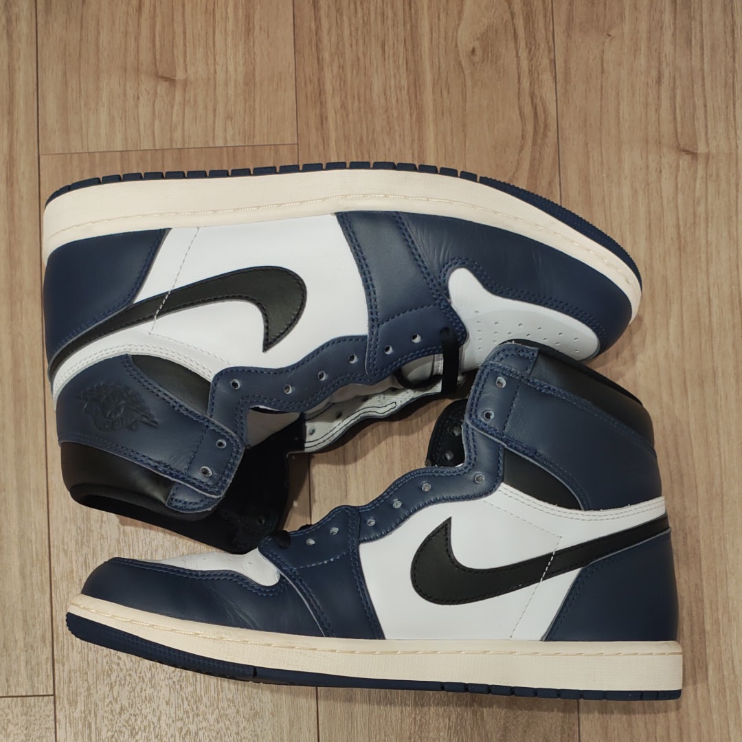 Nike Air Jordan 1 Retro High OG "Midnight Navy"