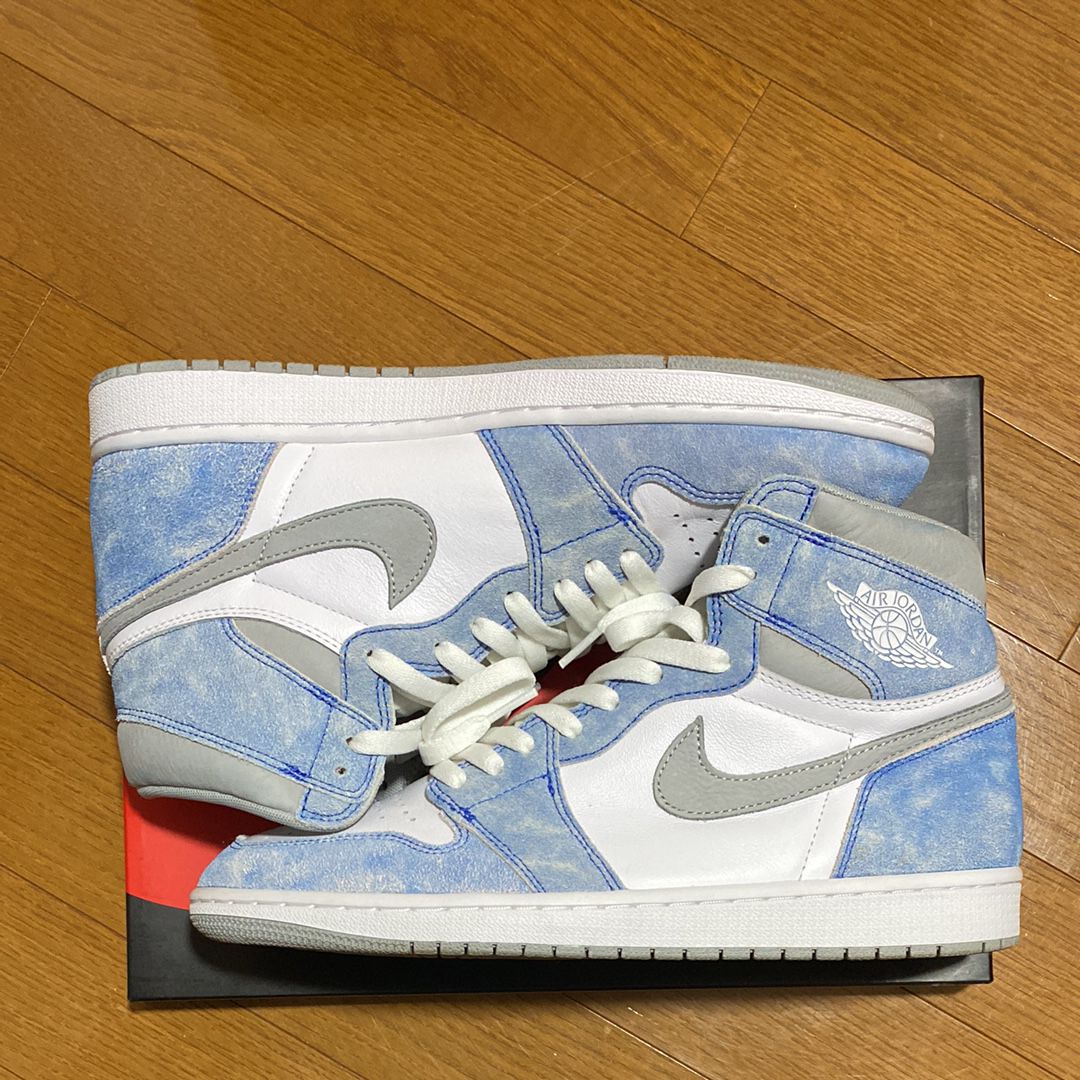 Nike Air Jordan 1 High OG "Hyper Royal"