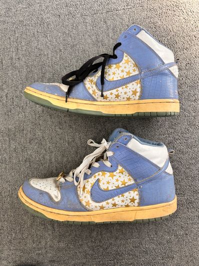 Supreme × Nike SB Dunk High "Blue Stars"