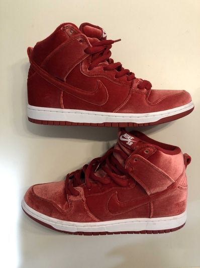 Nike SB Dunk High PRM "onoGYM Red"
