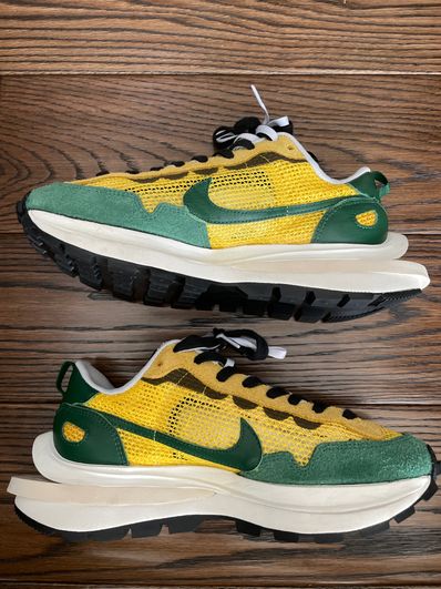 sacai × Nike Vapor Waffle "Tour Yellow/Stadium Green-Sail"