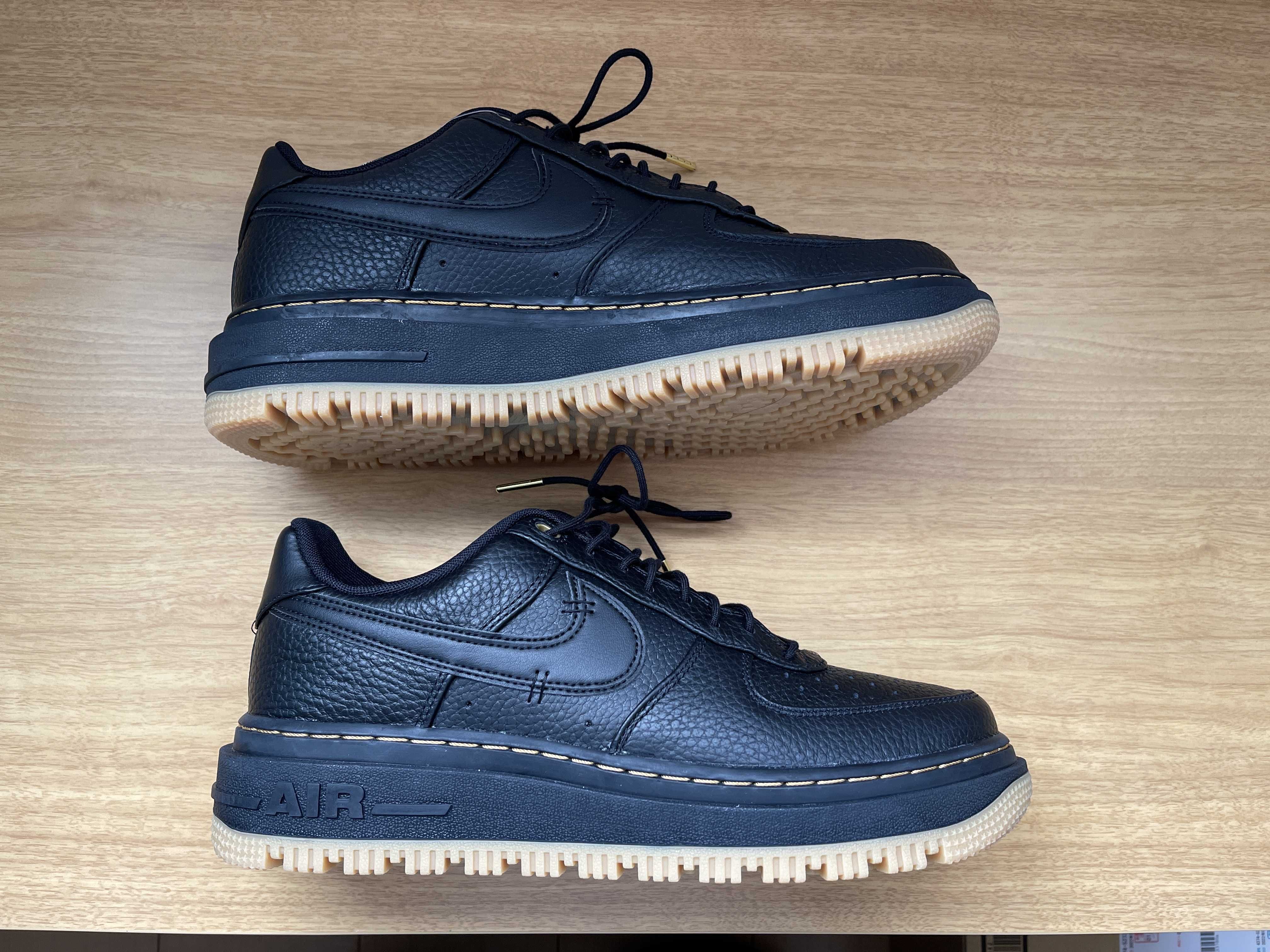 Nike Air Force1 Low Luxe "Black"