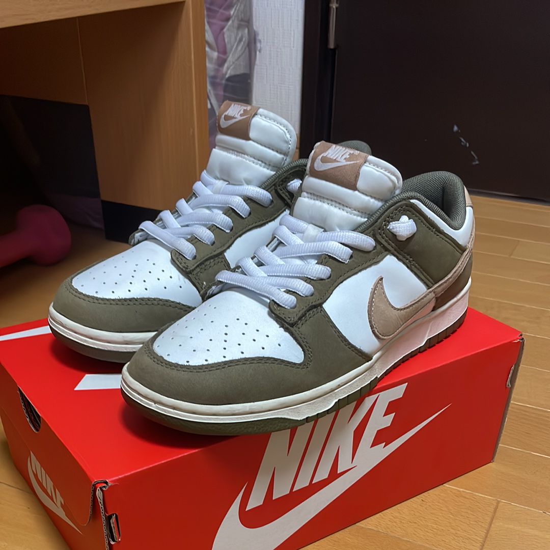 Nike Dunk Low Retro PRM "Medium Olive and Summit White"