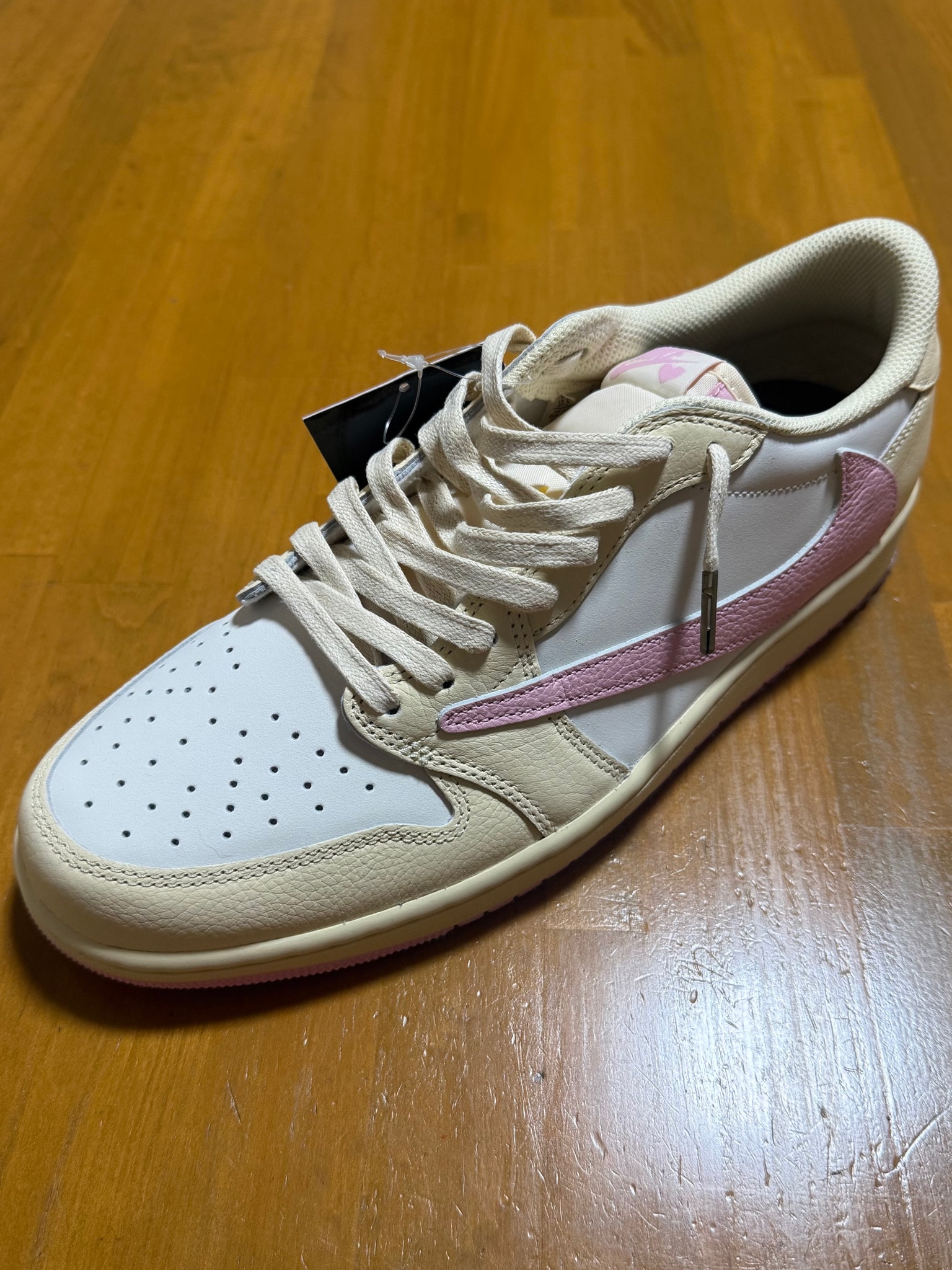 Travis Scott × Nike Air Jordan 1 Retro Low OG "Muslin/Shy Pink"