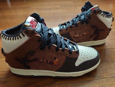 BODEGA × NIKE DUNK HIGH