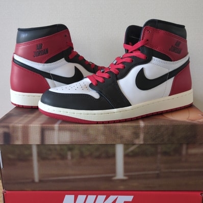 Nike Air Jordan 1 Retro High OG "Black Toe Reimagined"