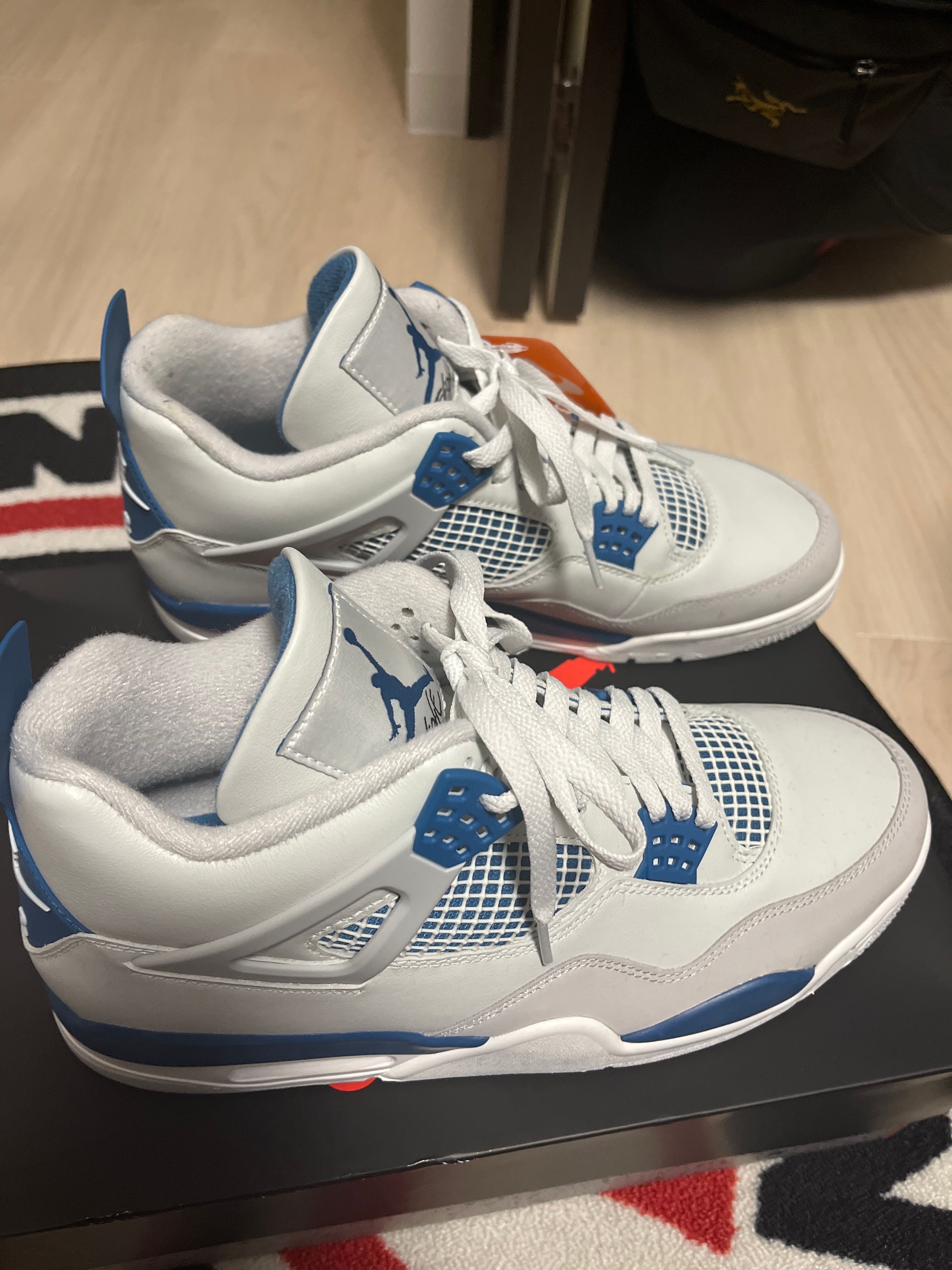 Nike Air Jordan 4 Retro "Industrial Blue"
