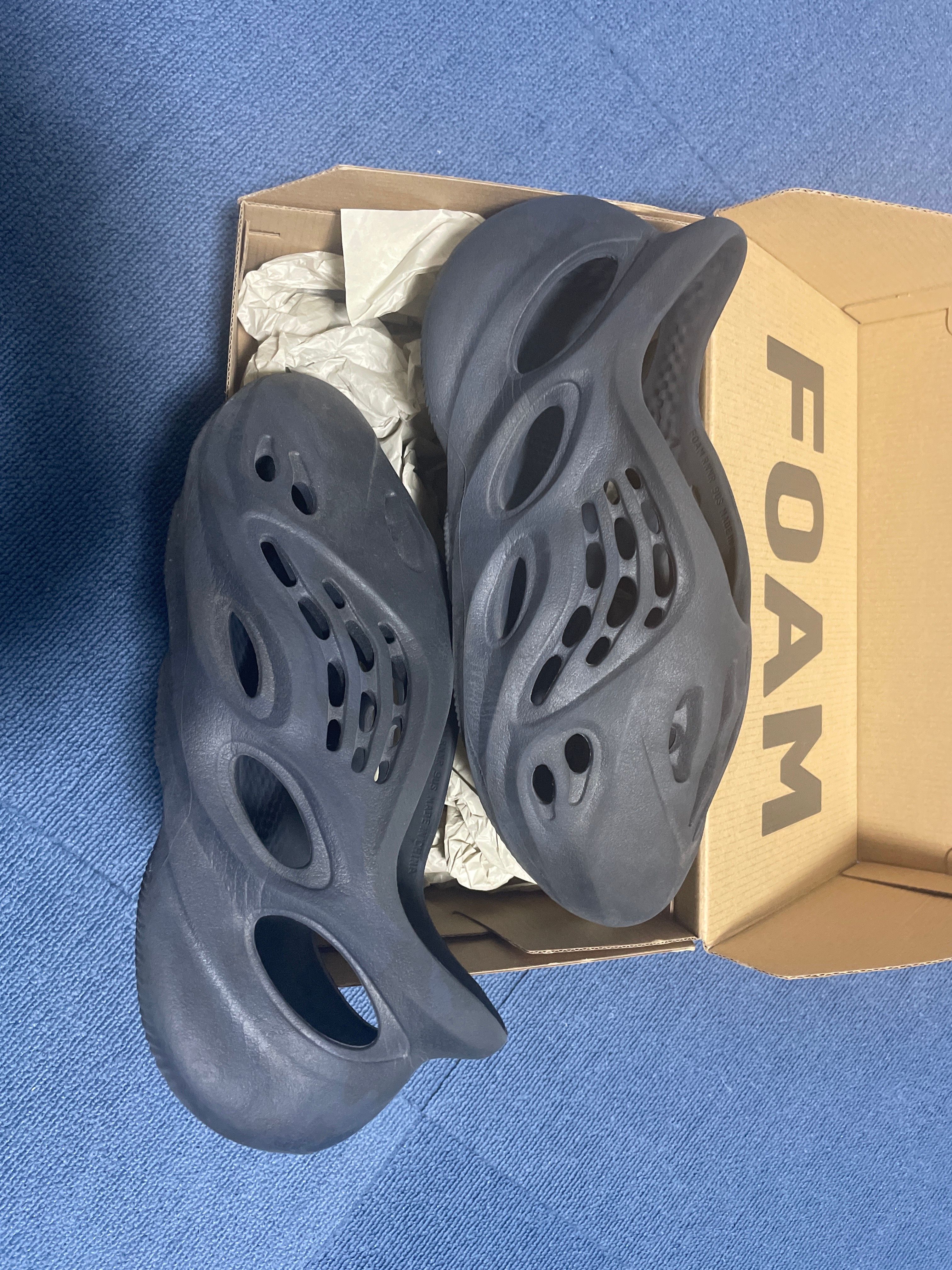 adidas YEEZY Foam Runner "Mineral Blue"