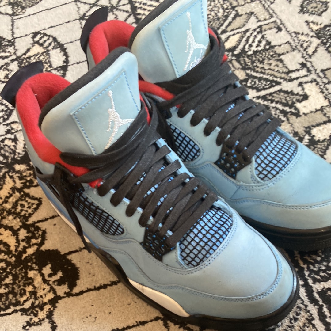 Travis Scott × Nike Air Jordan 4 Retro Cactus Jack "University Blue"