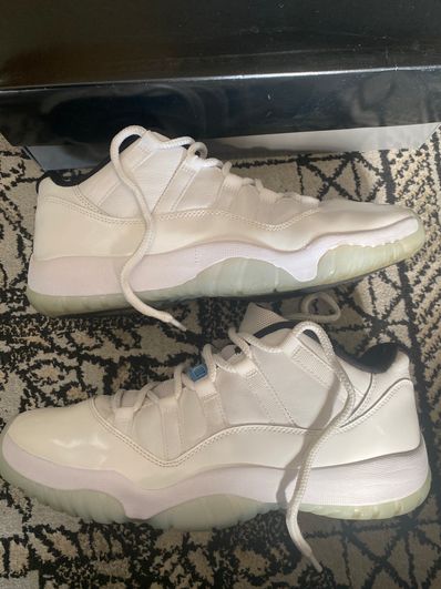 Nike Air Jordan 11 Low "Legend Blue"