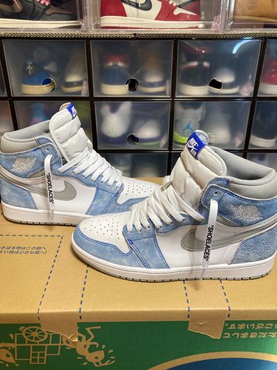 Nike Air Jordan 1 High OG "Hyper Royal"