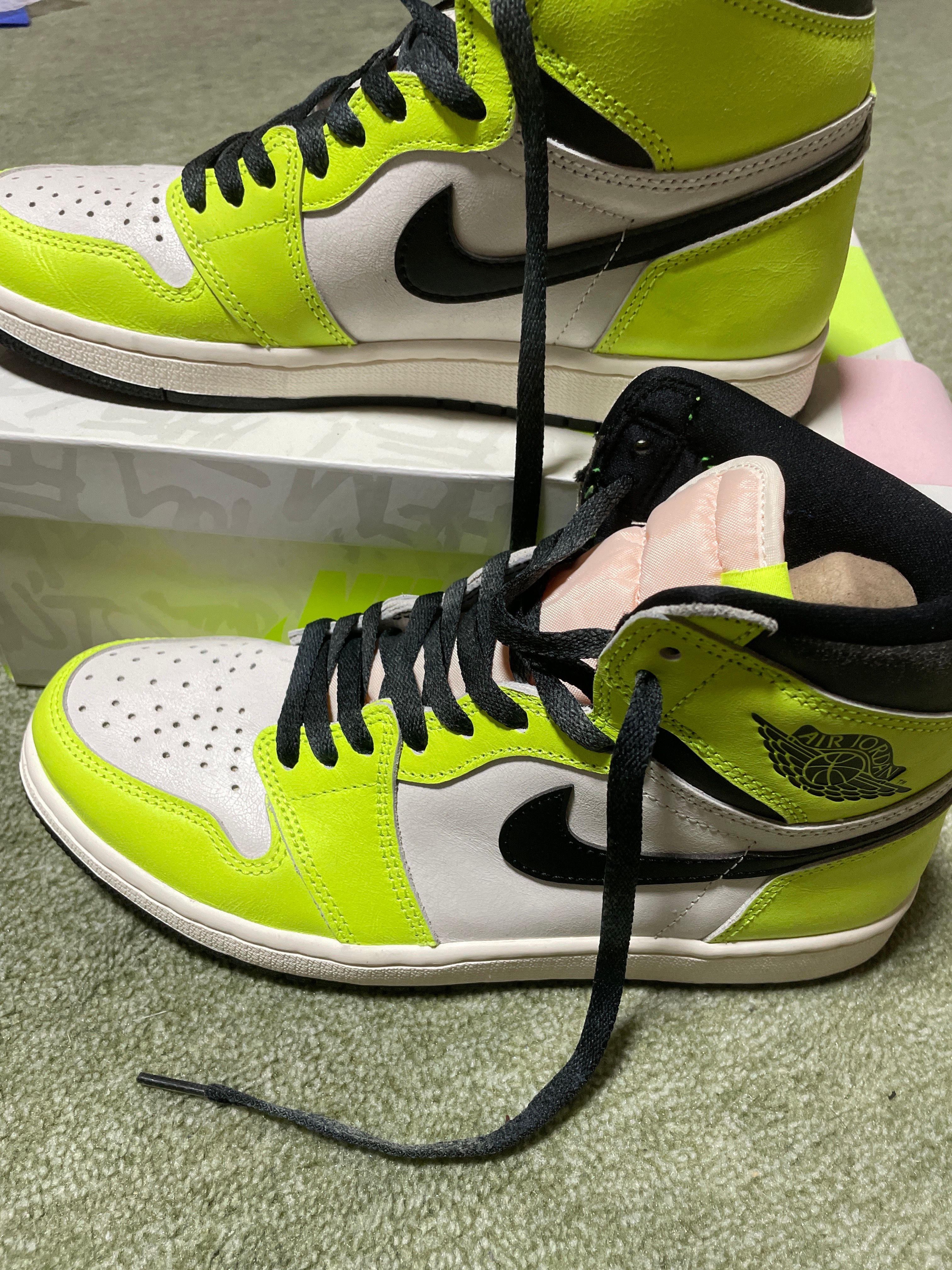 Nike Air Jordan 1 High OG "Volt/Visionaire"