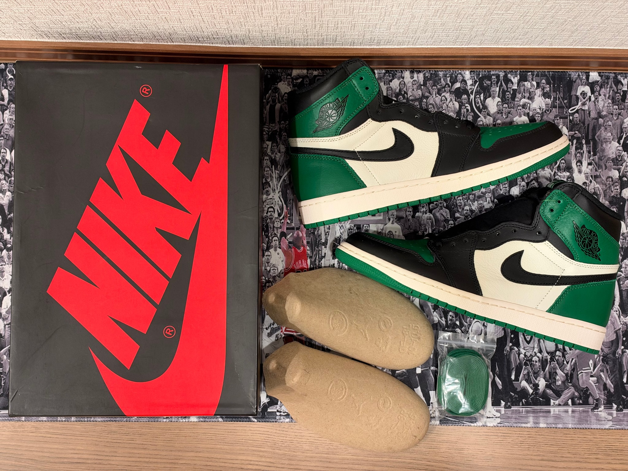 Nike Air Jordan 1 Retro High OG "Pine Green" (2018)