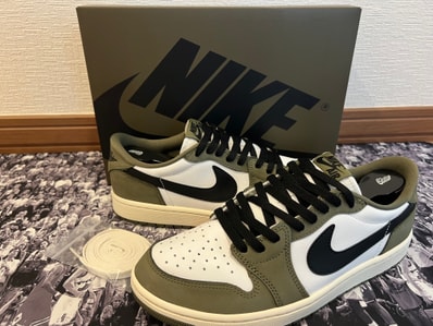 Nike Air Jordan 1 Low OG "Medium Olive and Summit White"