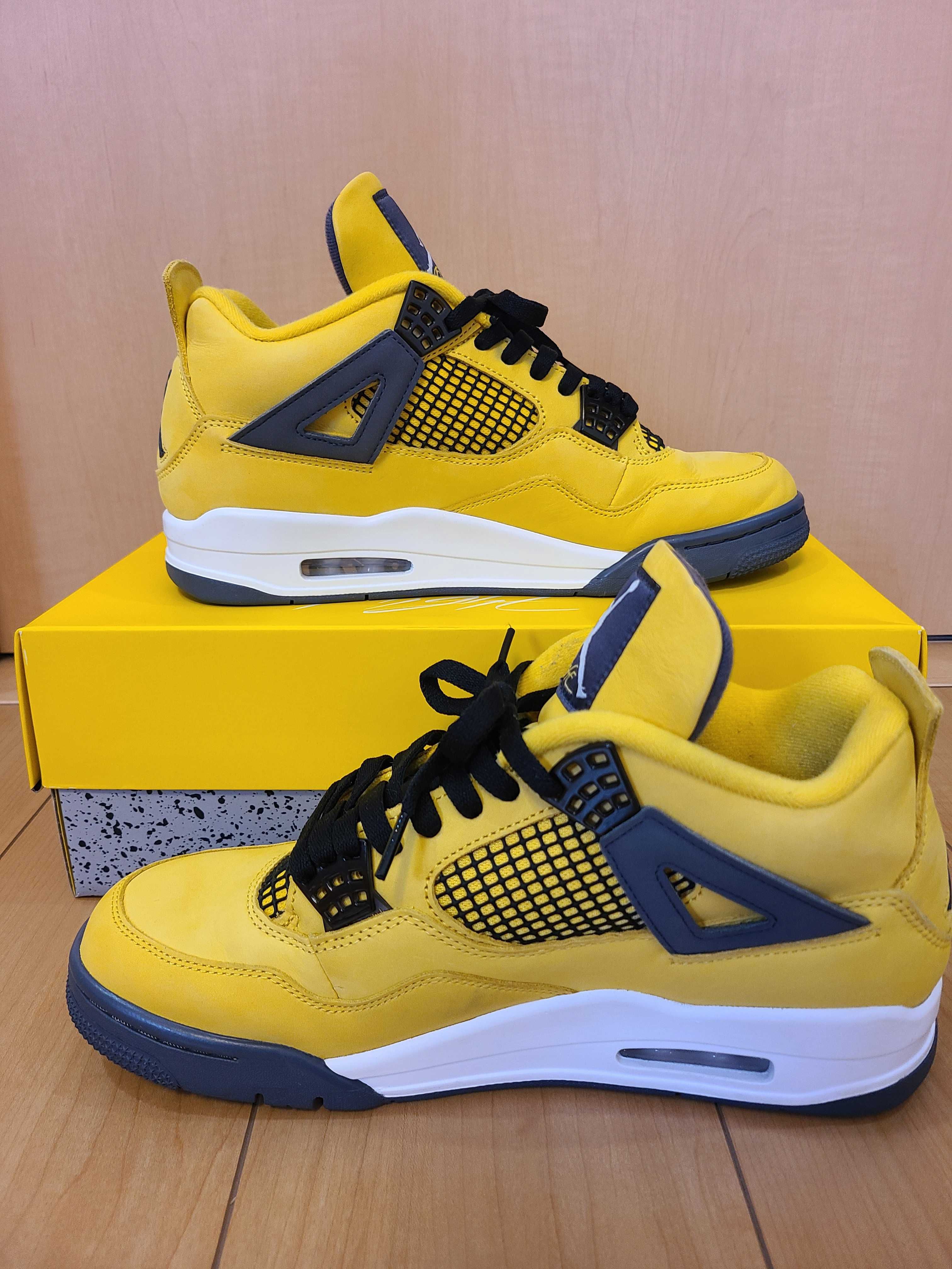 Nike Air Jordan 4 "Tour Yellow"