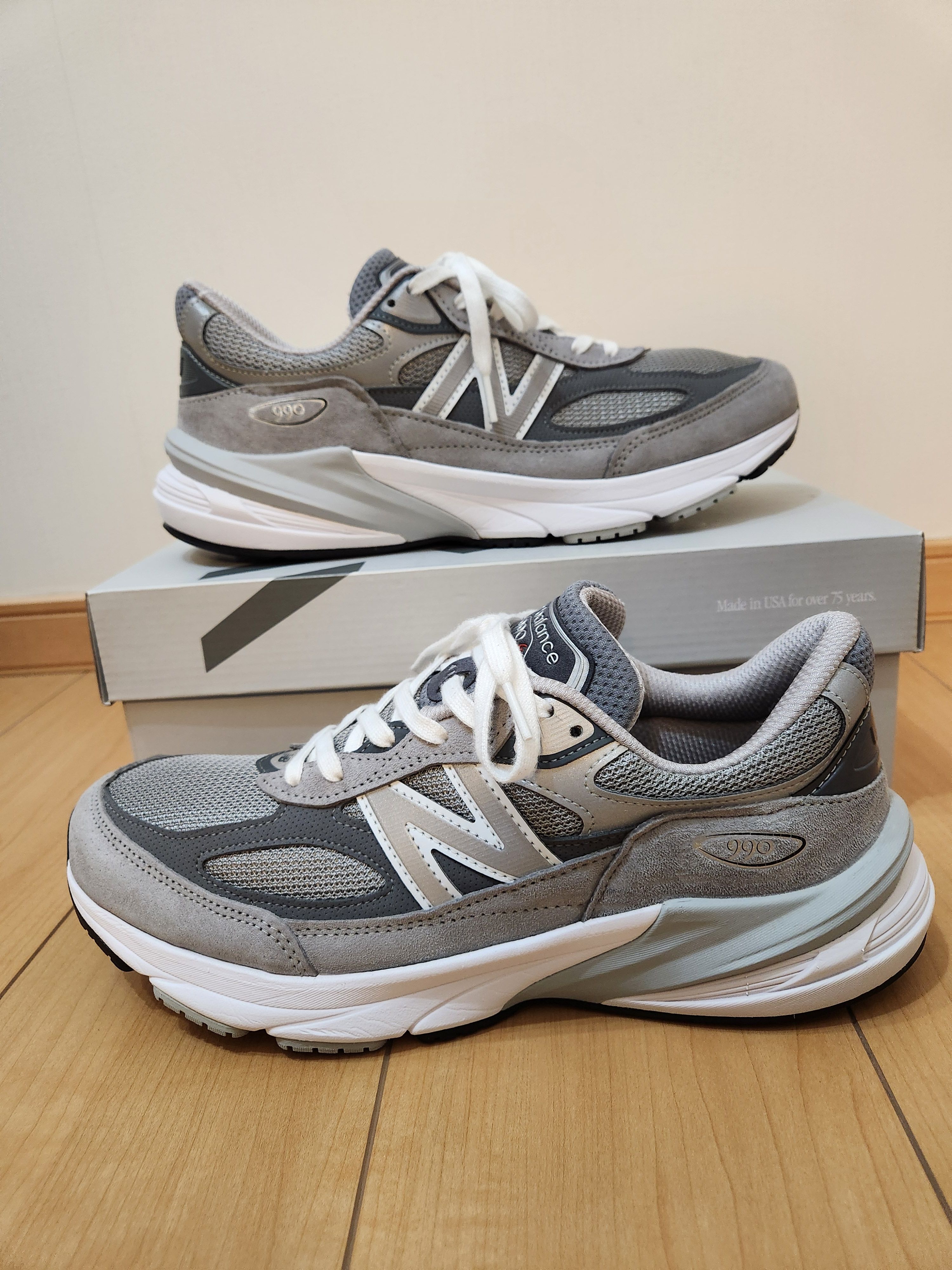 New Balance 990V6 "Gray" (Heel Logo NB)