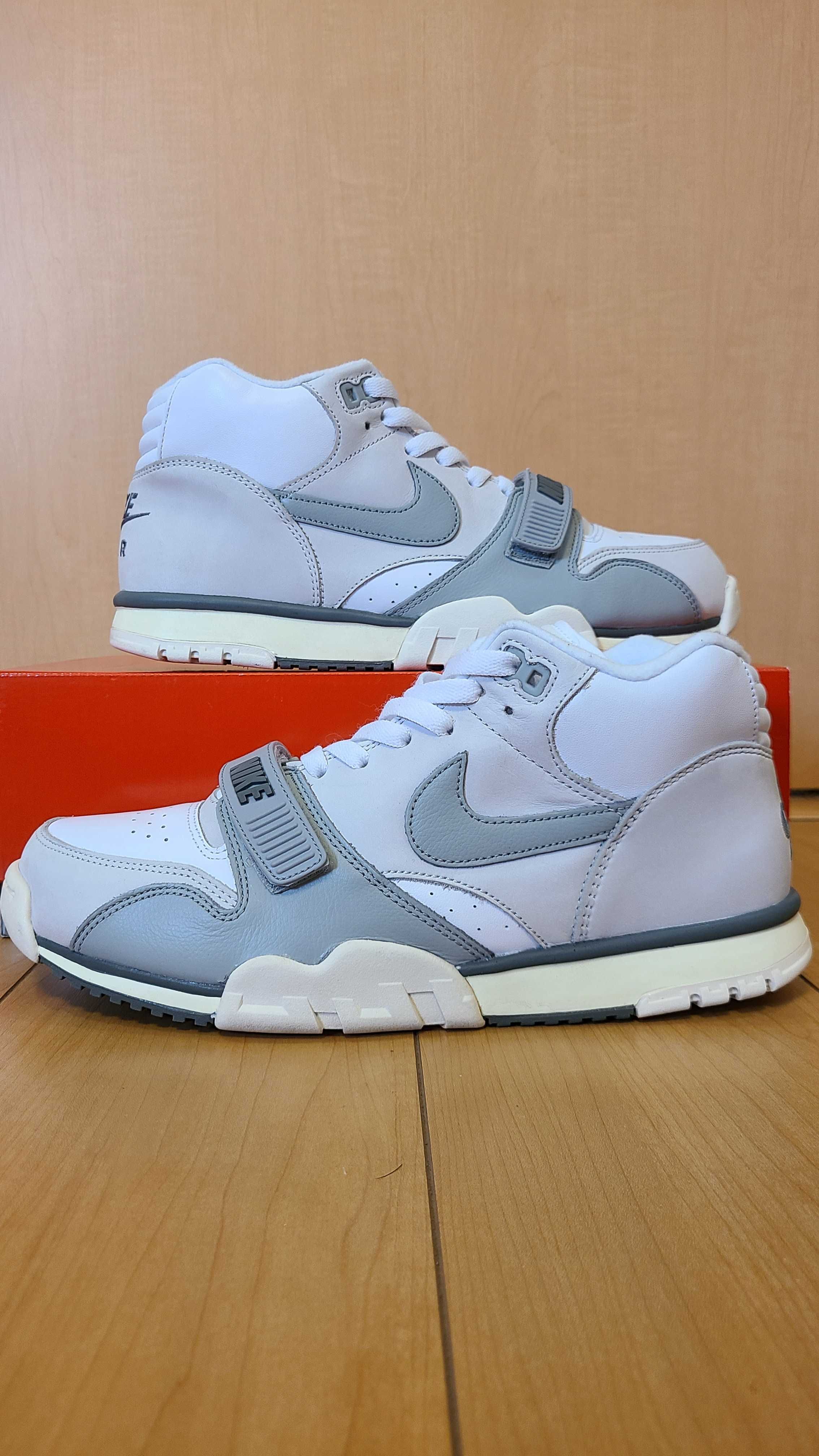 Nike Air Trainer 1 "Photon Dust/Light Smoke"