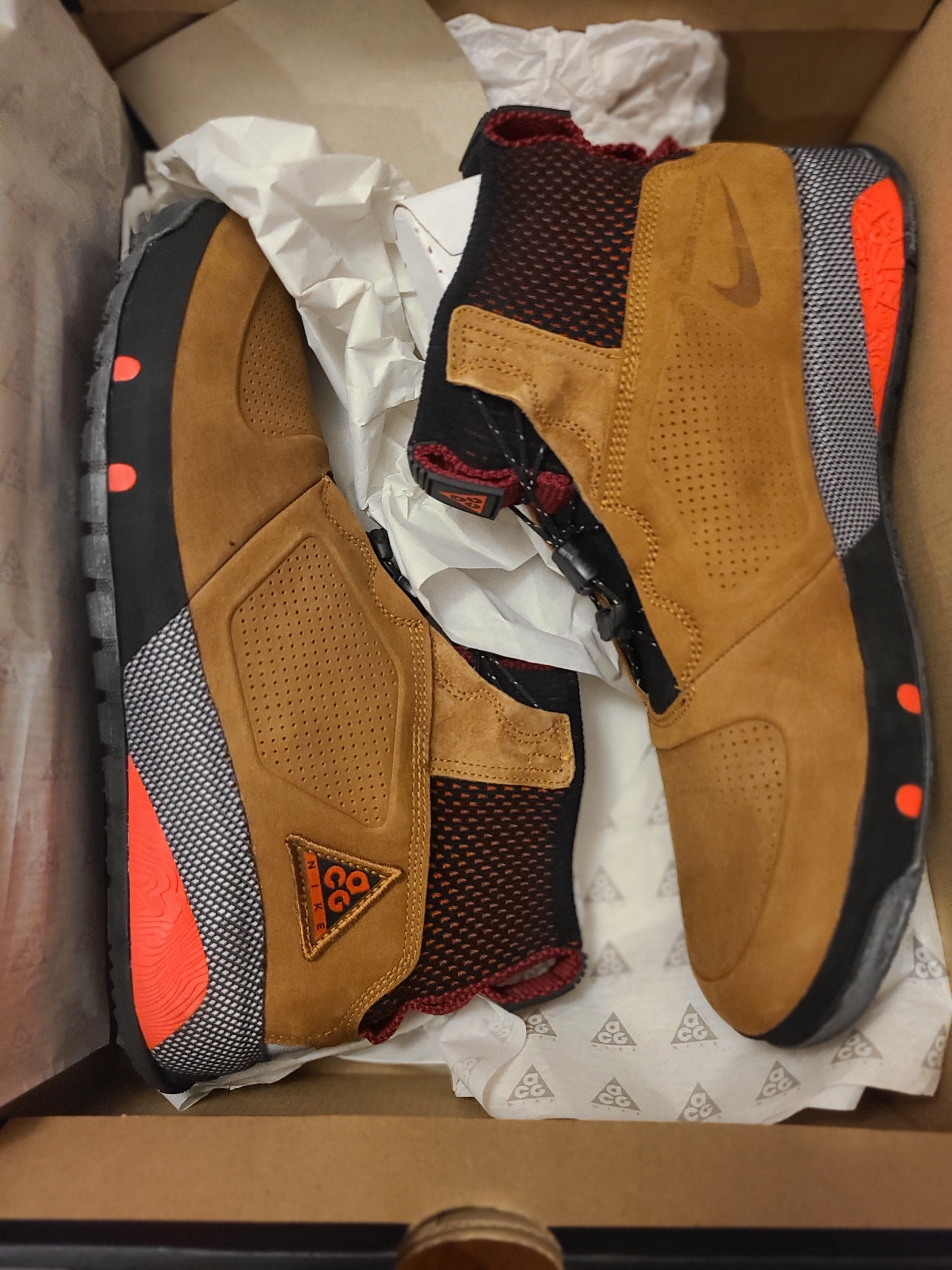 NIKE ACG Ruckel Ridge "Light British Tan"
