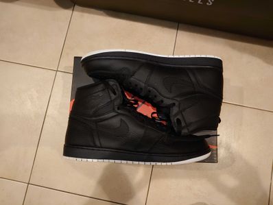 Nike Air Jordan 1 Retro High "Black Perforated"