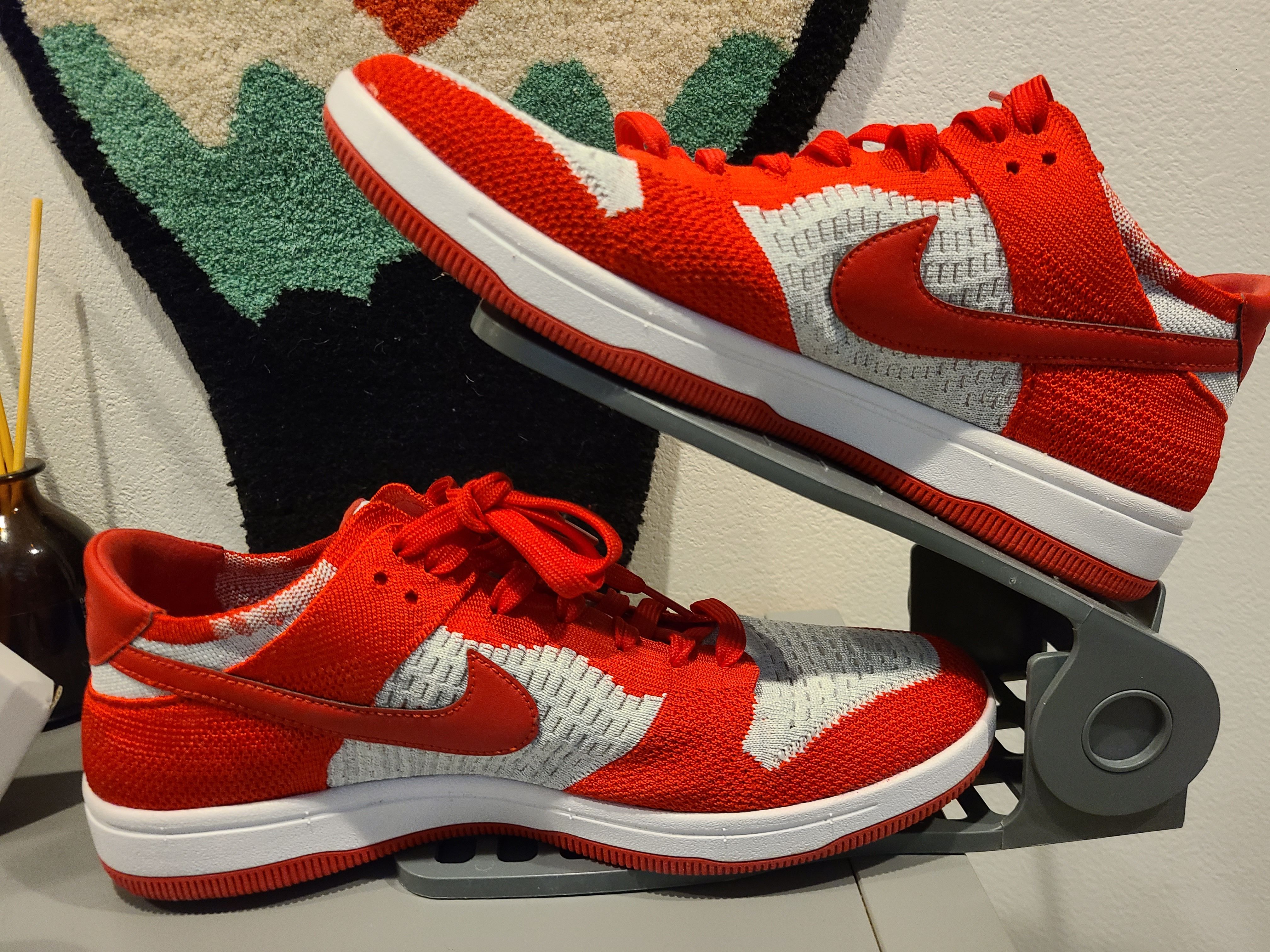 Nike Dunk Low FlyLknit "University Red"
