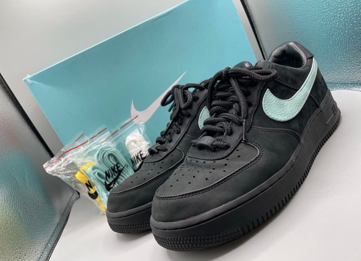 Tiffany & Co. × Nike Air Force 1 Low "1837"