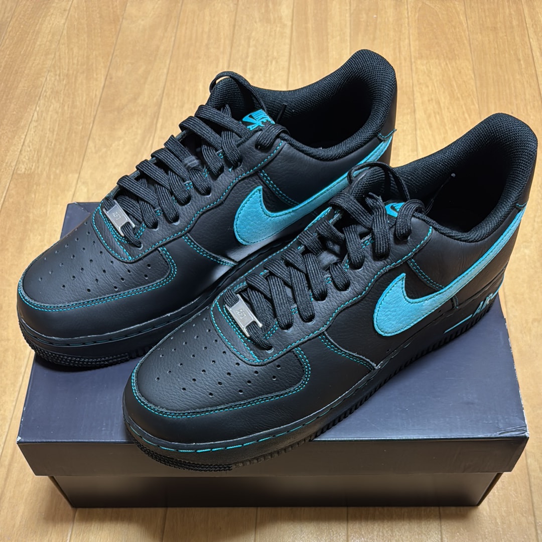 Nike Air Force 1 Low "Black Tiffany"