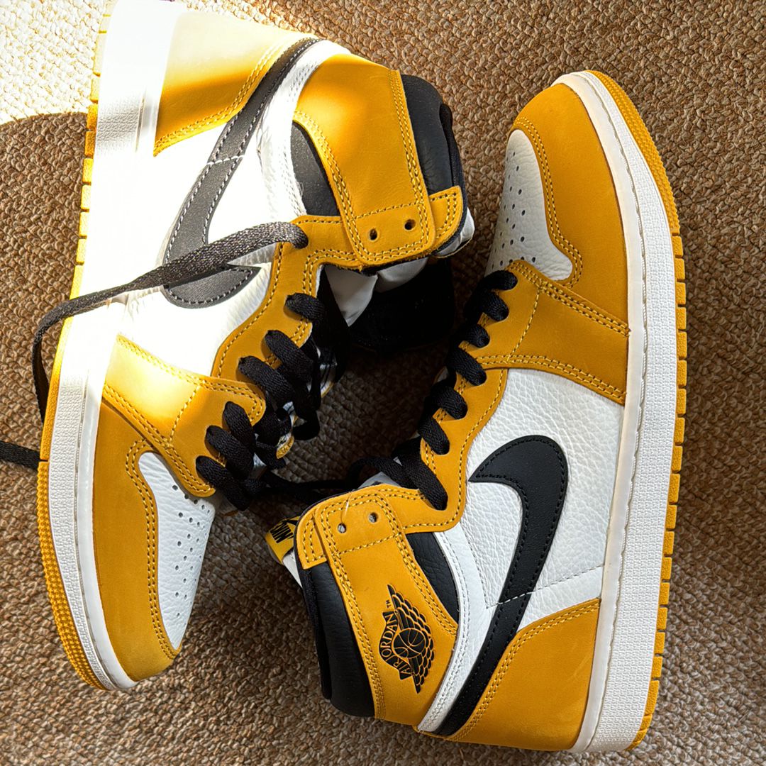 Nike Air Jordan 1 Retro High OG "Yellow Ochre"
