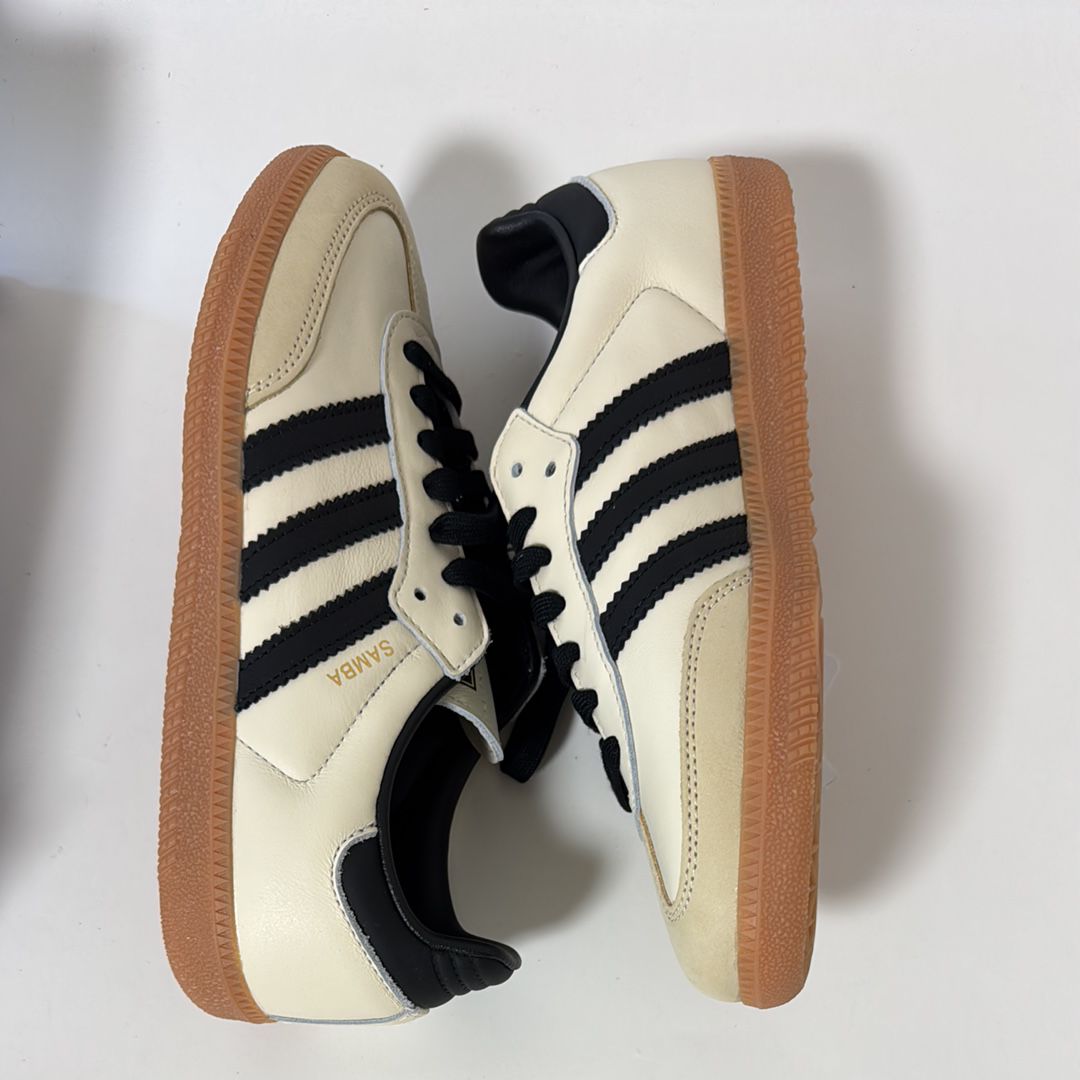 adidas Women's Samba OG "Cream White/Core Black/Sandstrata"