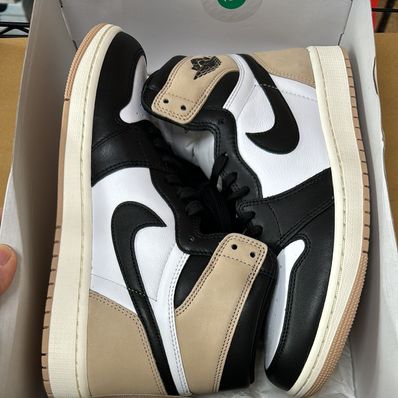 Nike Women's Air Jordan 1 Retro High OG "Latte"