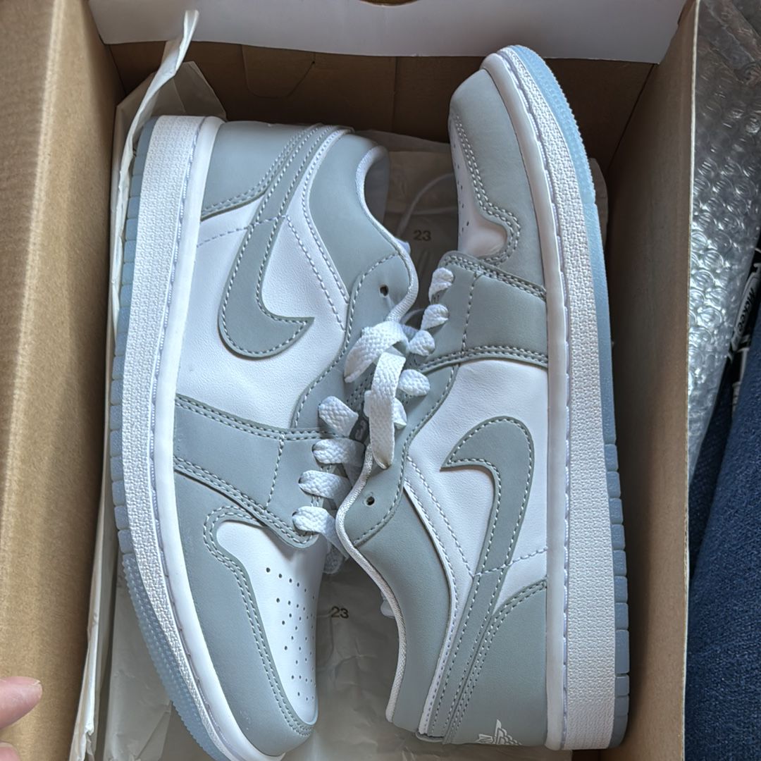 Nike Women's Air Jordan 1 Low "Wolf Grey"