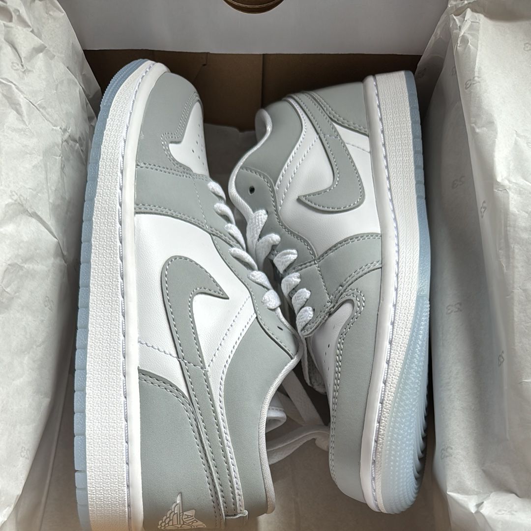 Nike Women's Air Jordan 1 Low "Wolf Grey"