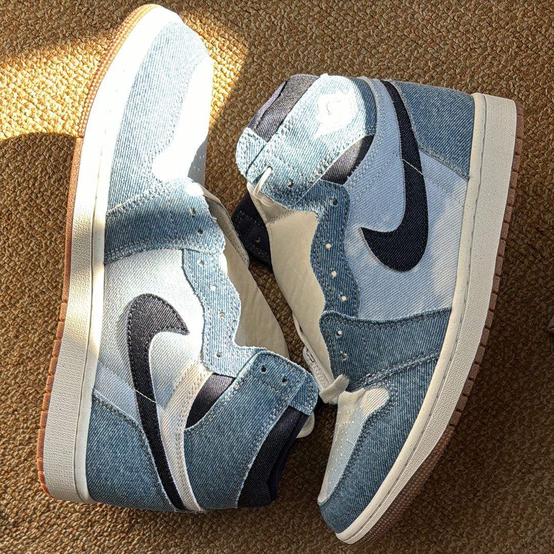 Nike Air Jordan 1 Retro High OG "Denim"