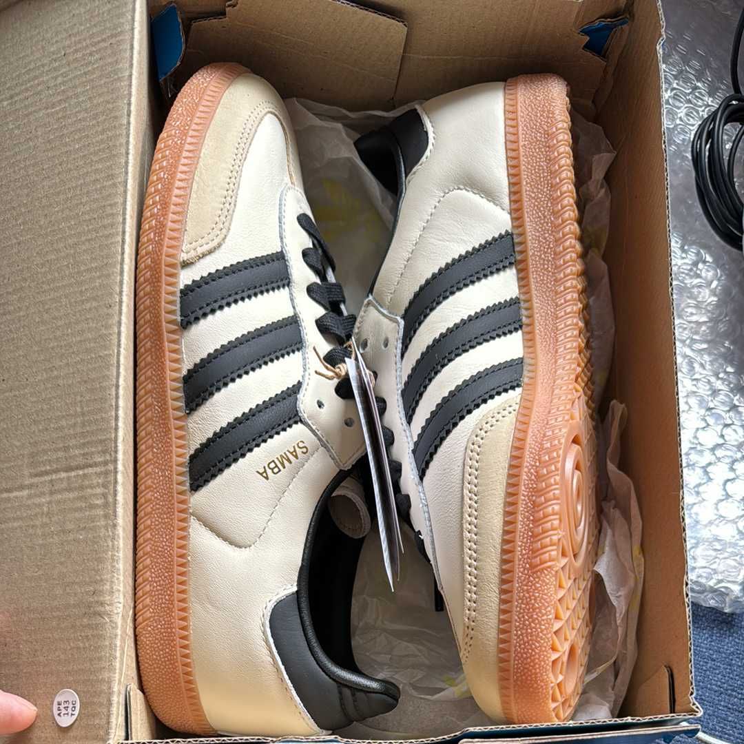 adidas Women's Samba OG "Cream White/Core Black/Sandstrata"