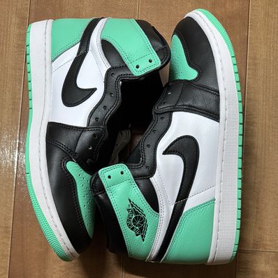Nike Air Jordan 1 High OG "Green Glow"