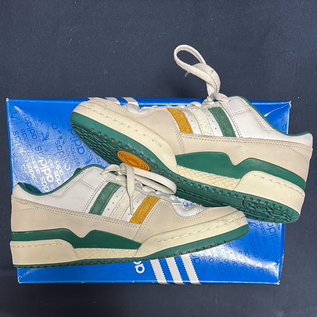 エンド × アディダス フォーラム バーシティ フォーラム ロー "グリーン"
