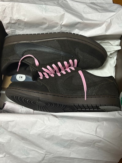 Travis Scott × Nike Air Jordan 1 Low OG SP "Velvet Brown and Dark Mocha"