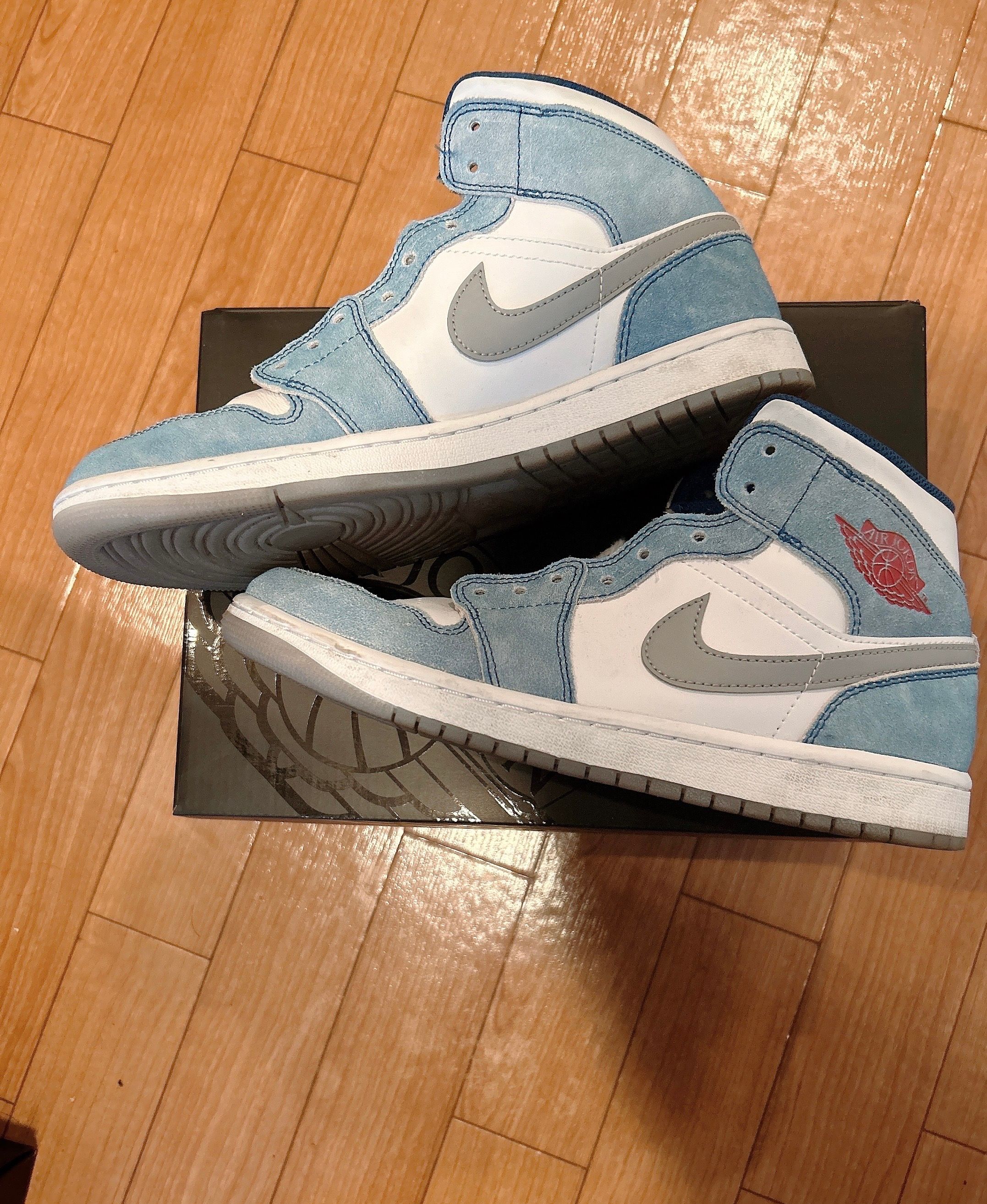 Nike Air Jordan 1 Mid SE "White/Hyper Royal/Red"