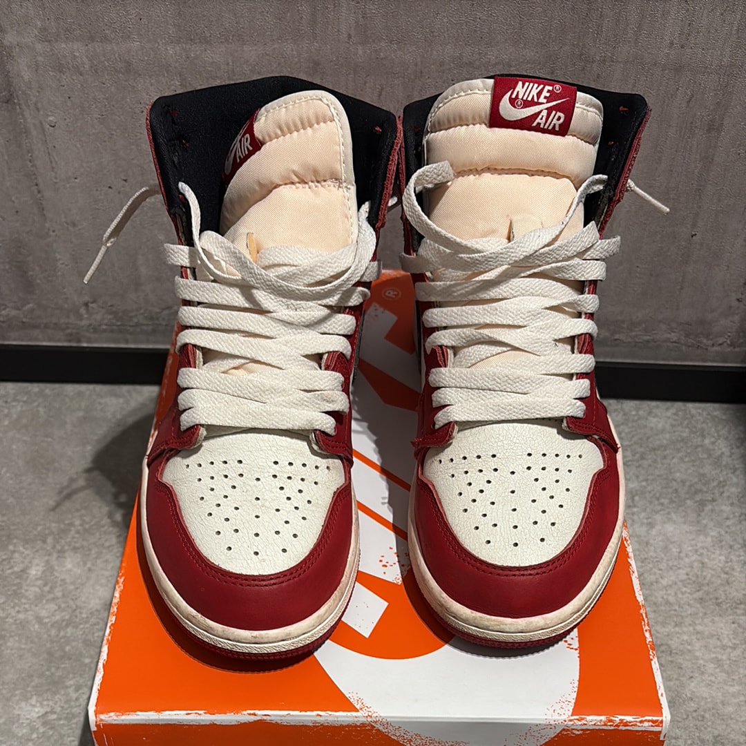 Nike Air Jordan 1 High OG "Lost & Found/Chicago"