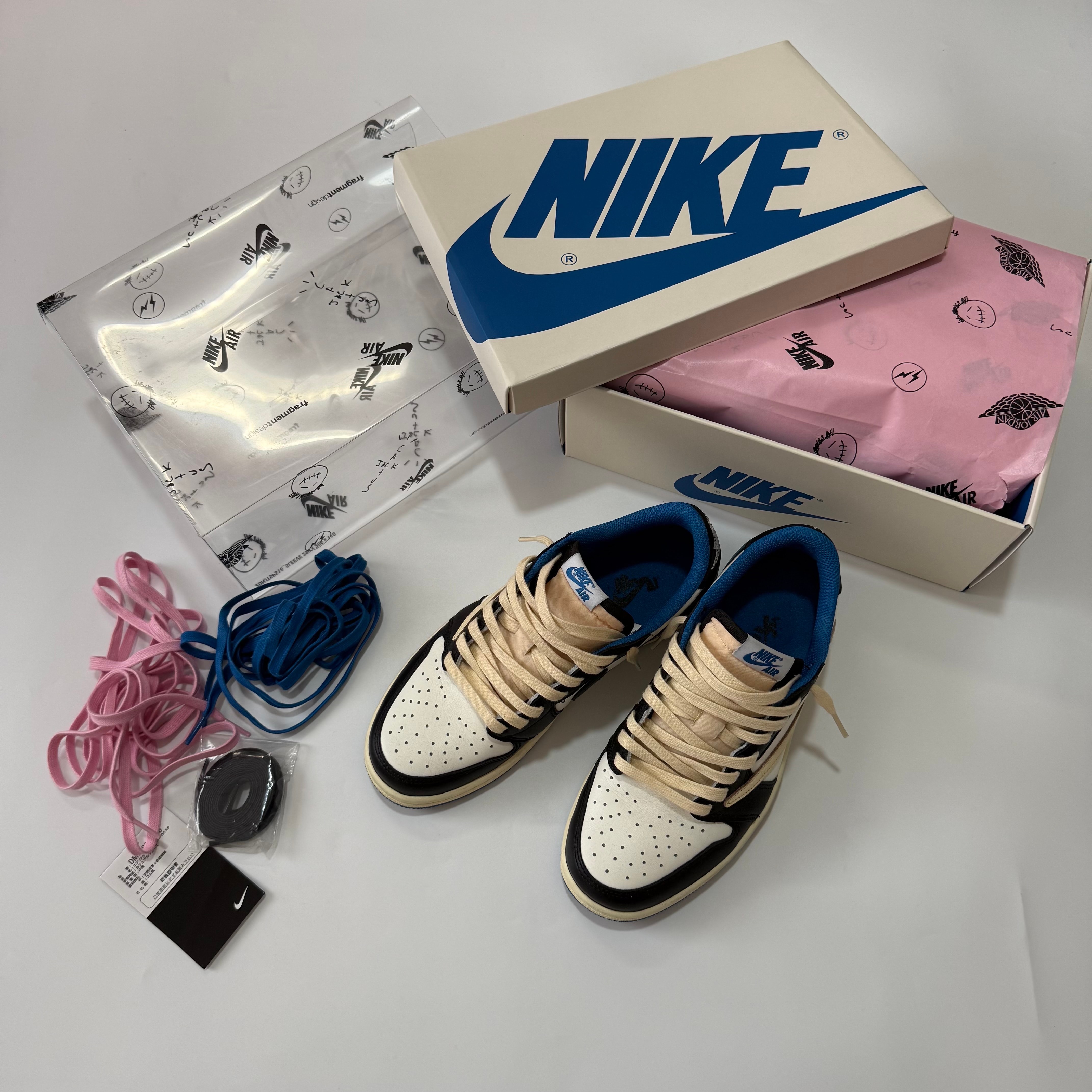 Travis Scott × fragment design × Nike Air Jordan 1 Low OG SP "Military Blue"